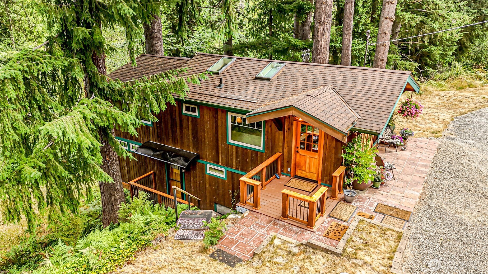 18612 51st Avenue Property Photo 1