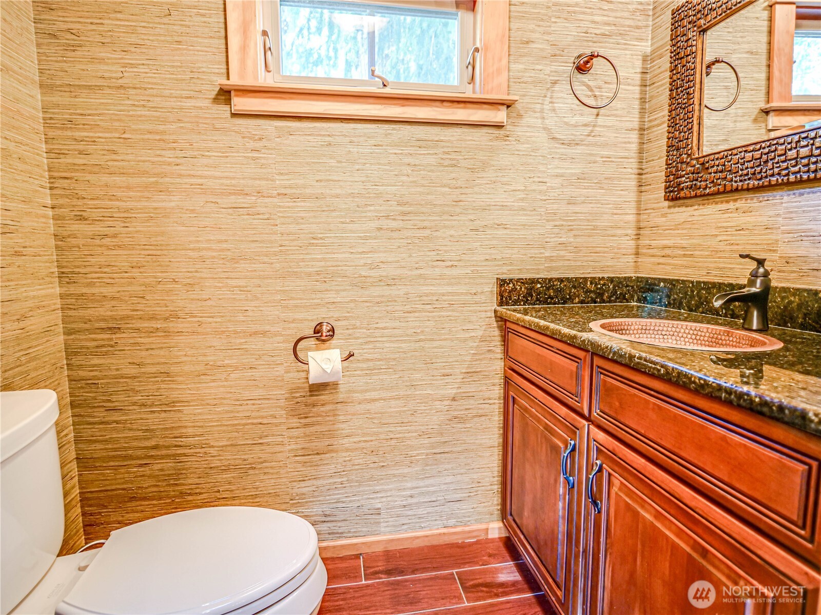 18612 51st Avenue Property Photo 6
