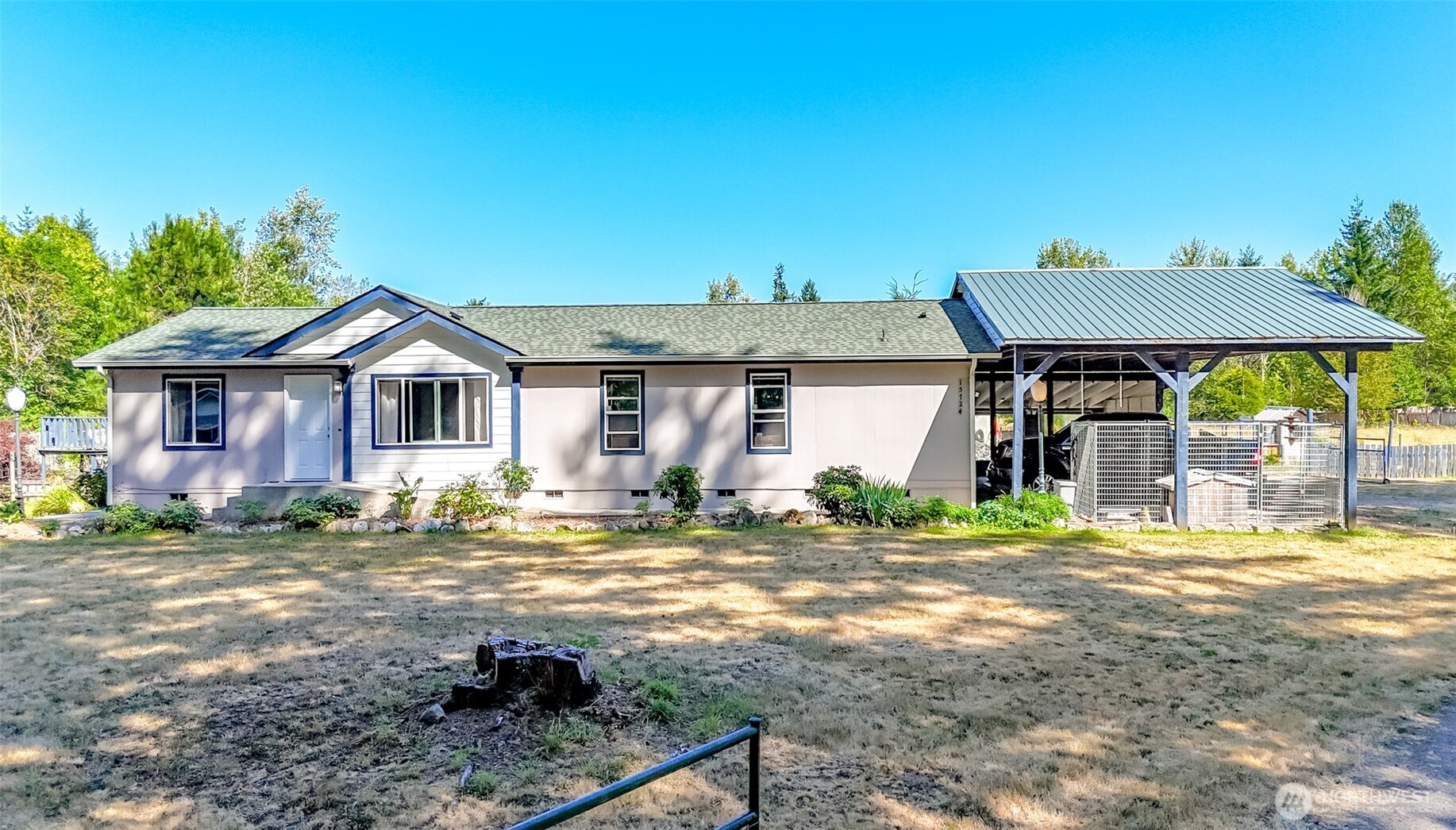 15724 Lawrence Lake Road Property Photo 1