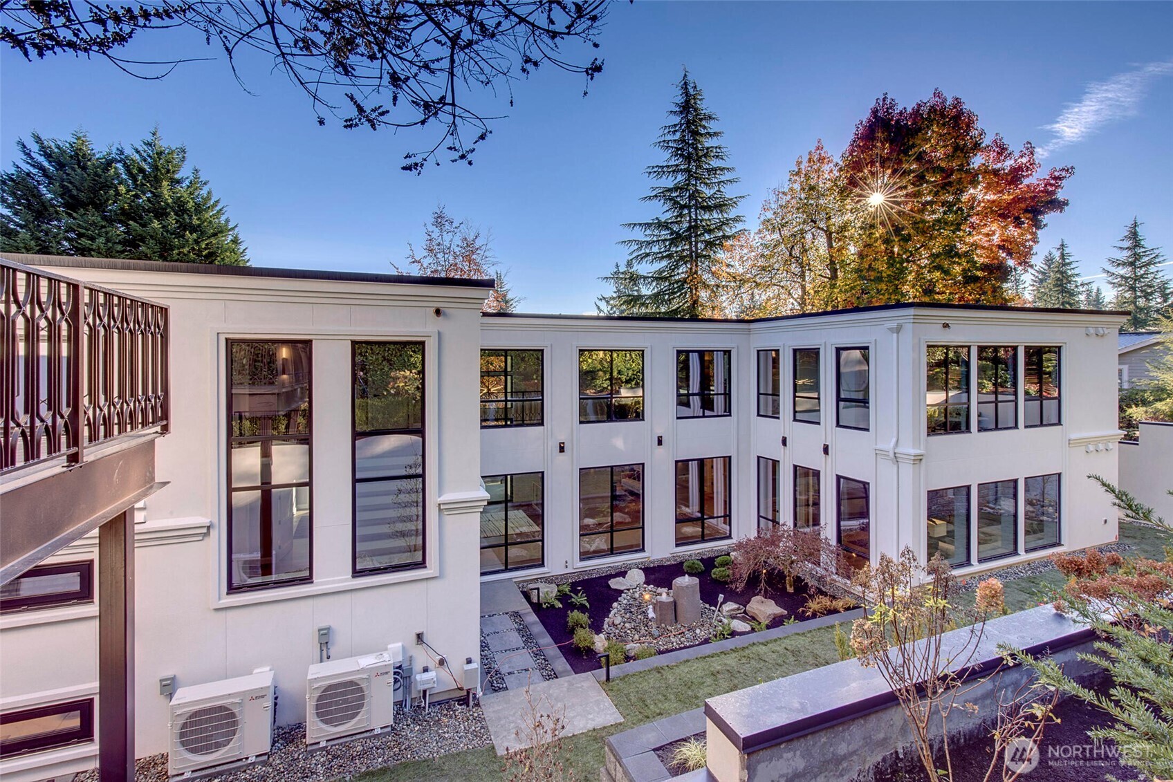 1525 79th Place Property Photo 8