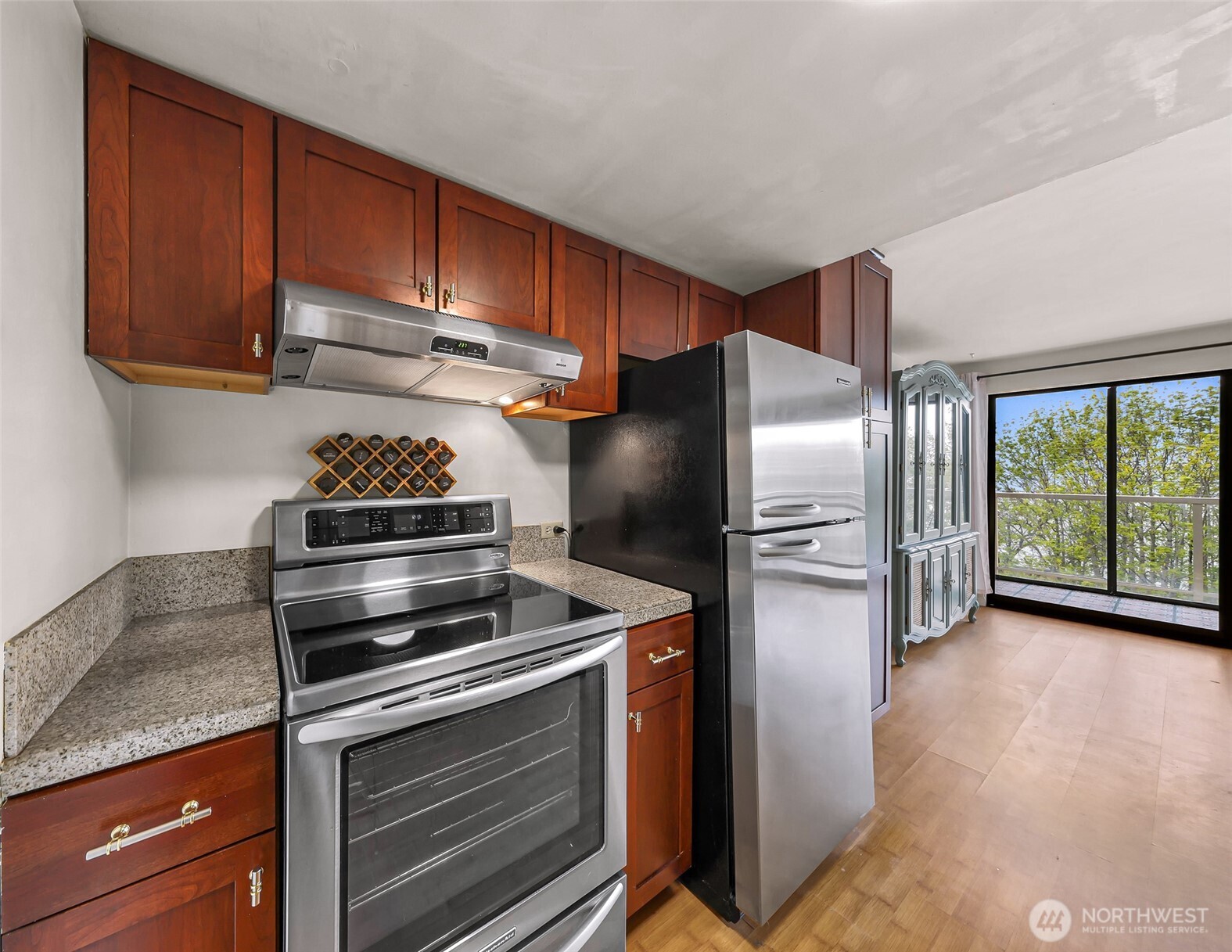 414 Boulevard 105 Property Photo 16