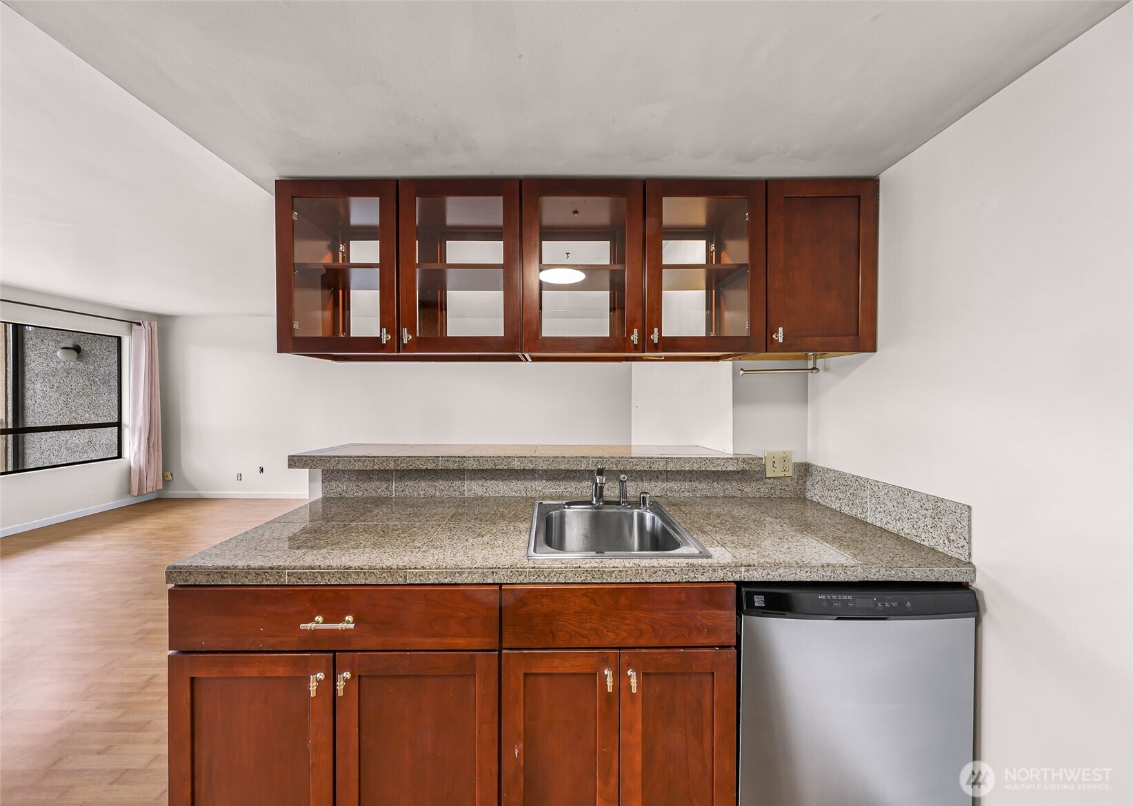 414 Boulevard 105 Property Photo 18