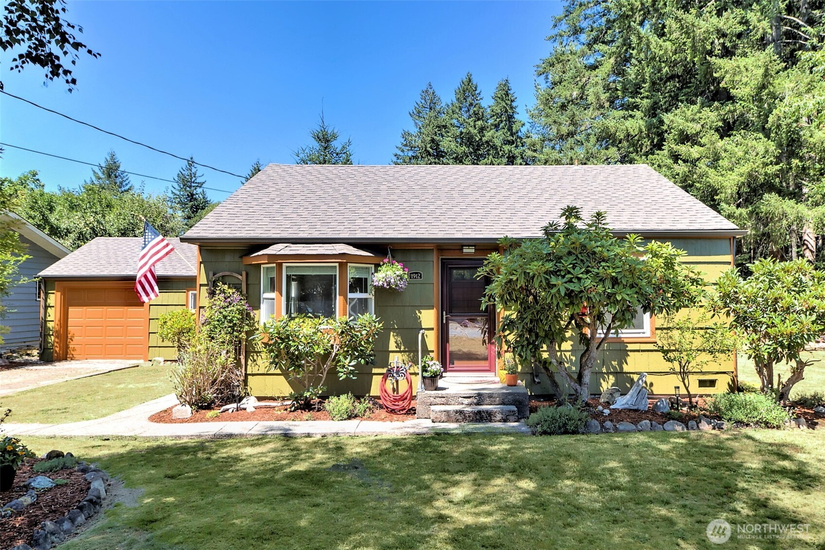 1912 Elliott Avenue Property Photo 1