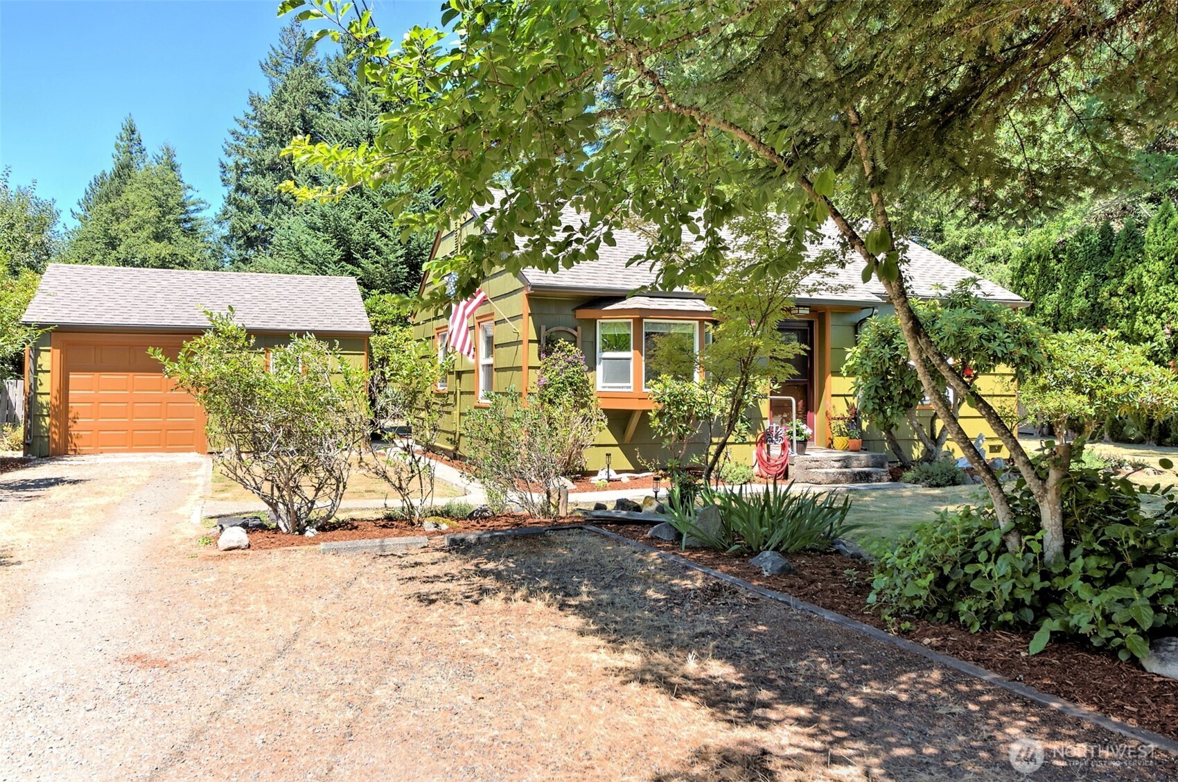 1912 Elliott Avenue Property Photo 4