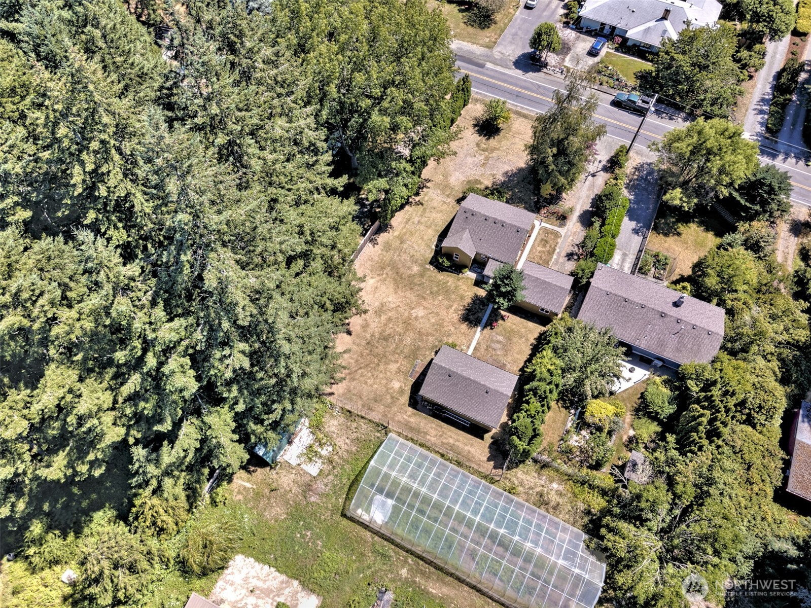 1912 Elliott Avenue Property Photo 8