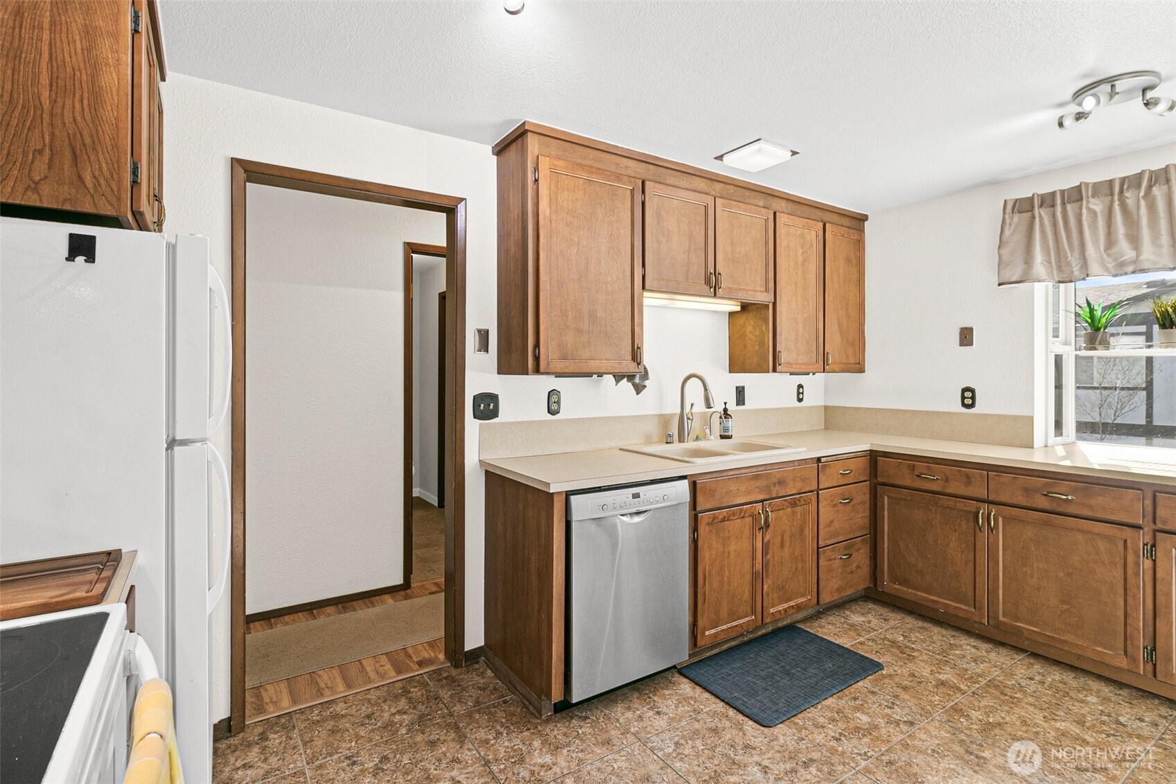 2520 Cascade Place 2520 Property Photo 11