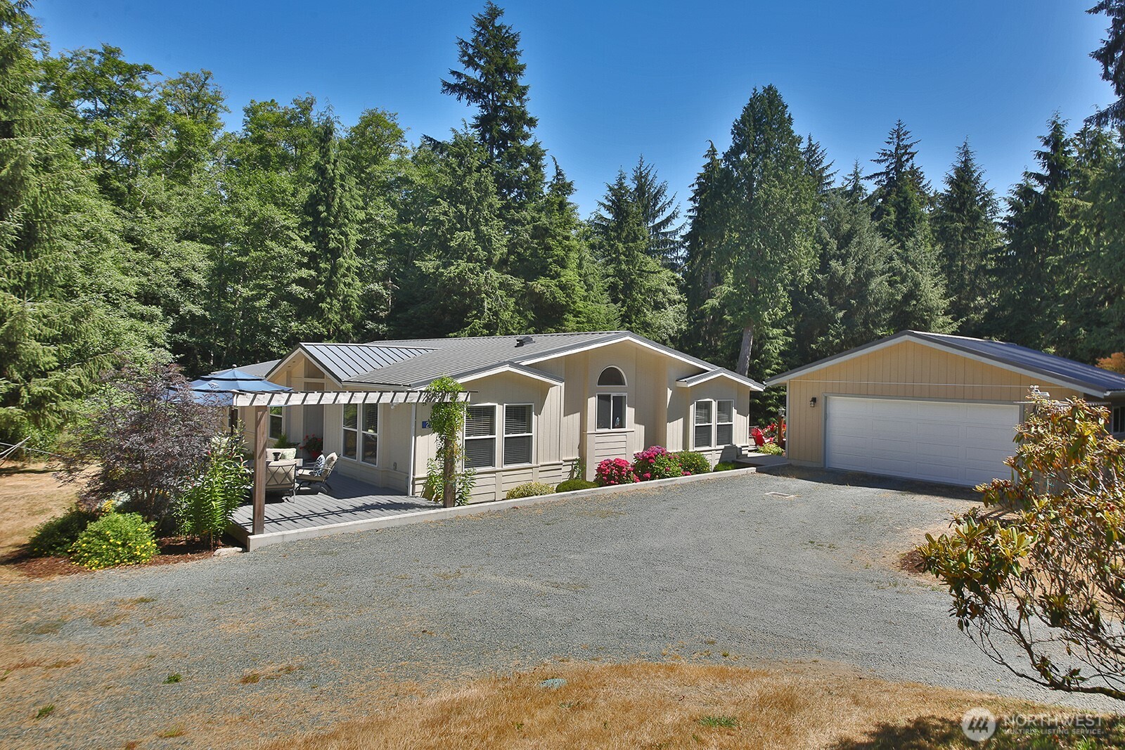 2911 S Eagle Bluff Road Property Photo 1