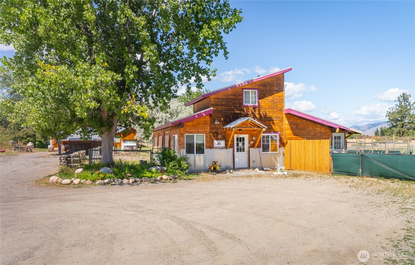 5 Aspen Lane Property Photo 1