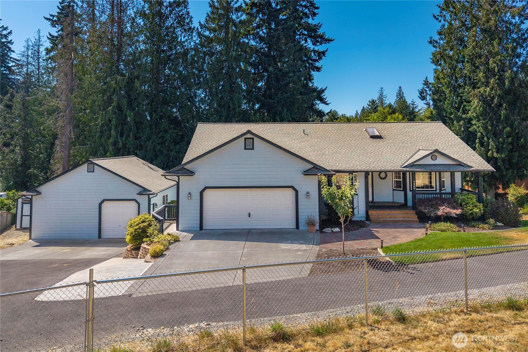 9305 184th Avenue Property Photo 1