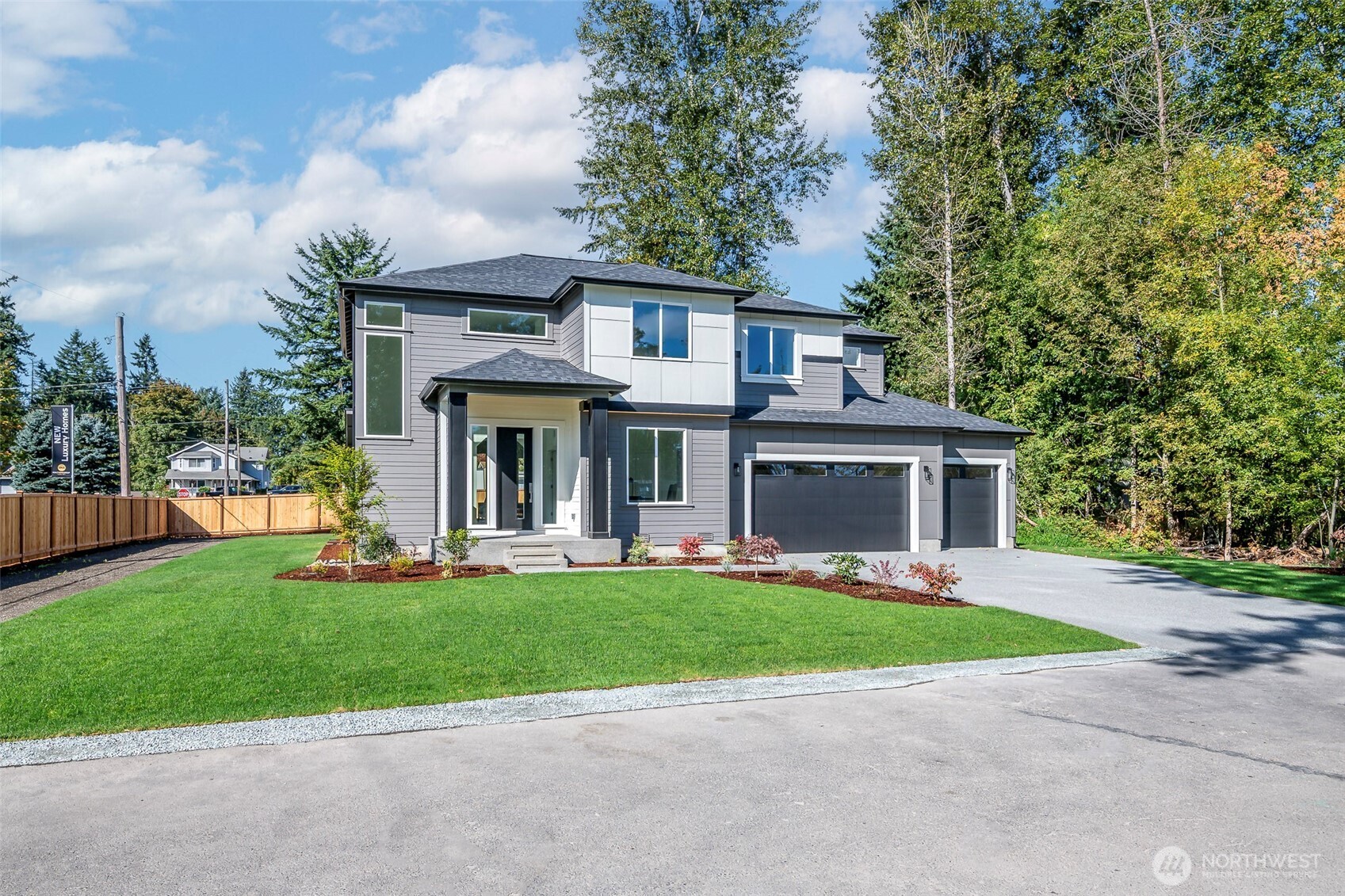 13116 51st Avenue Property Photo 1