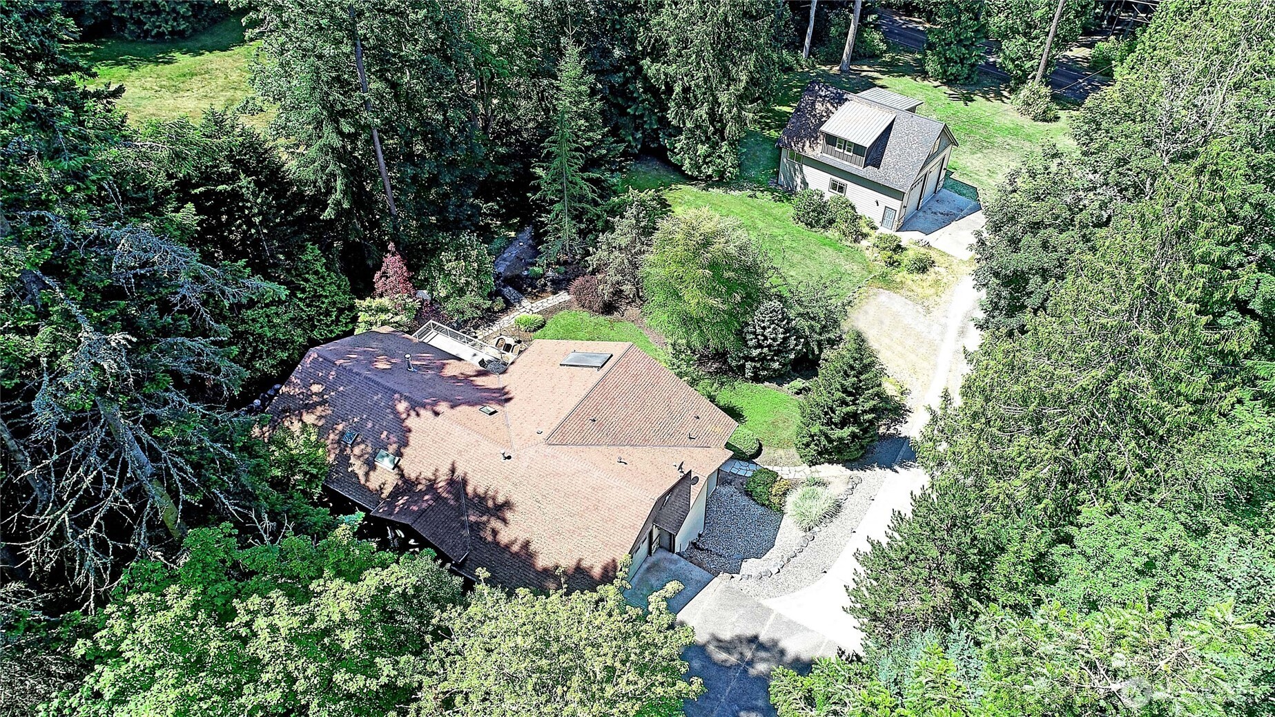 628 N Sunset Drive Property Photo 39