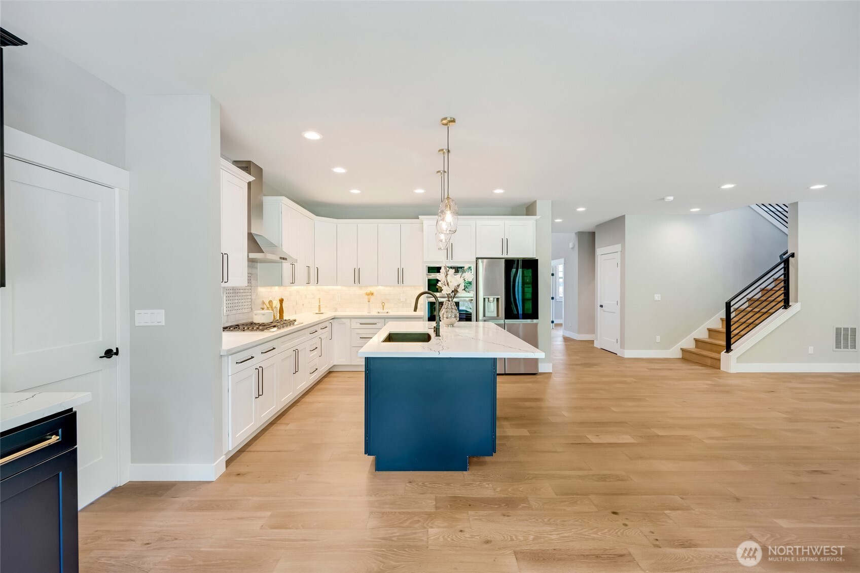 15107 250th Drive Property Photo 10