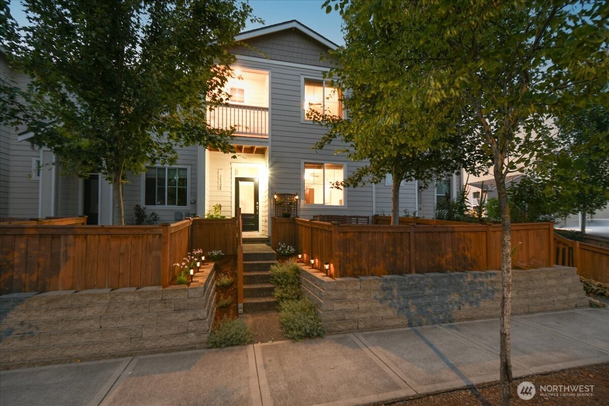 15328 Ne 70th Street Property Photo 1