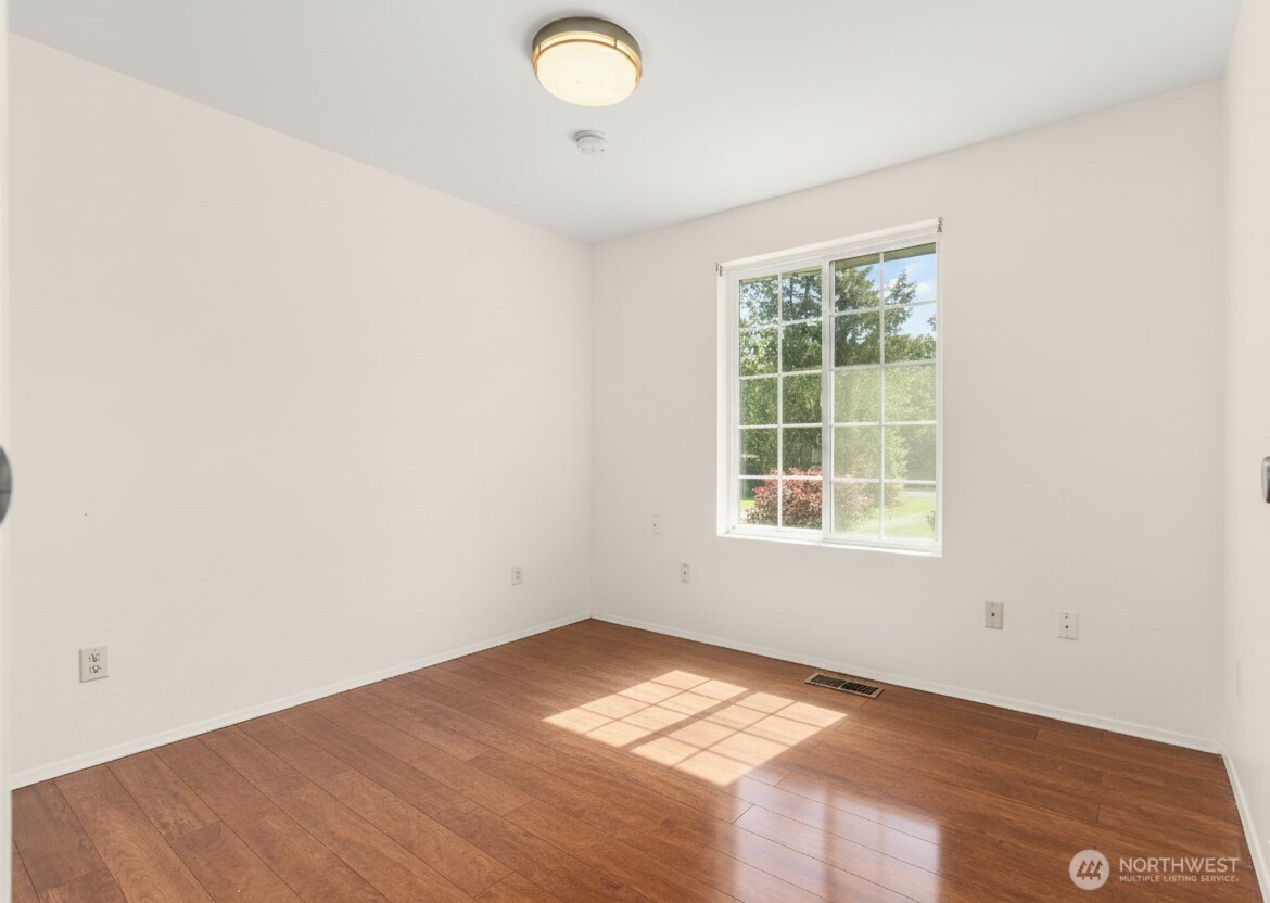 30017 42nd Pl Property Photo 11