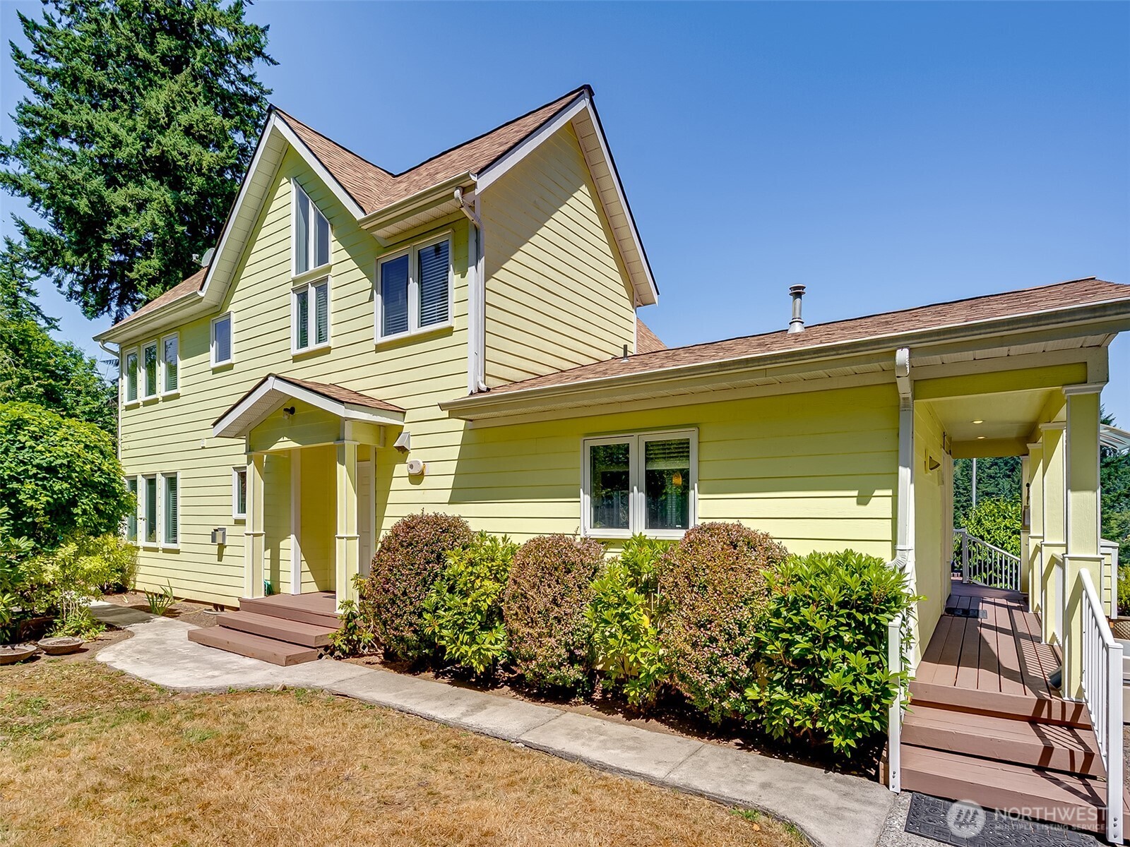 103 Lakeside Drive Property Photo 3