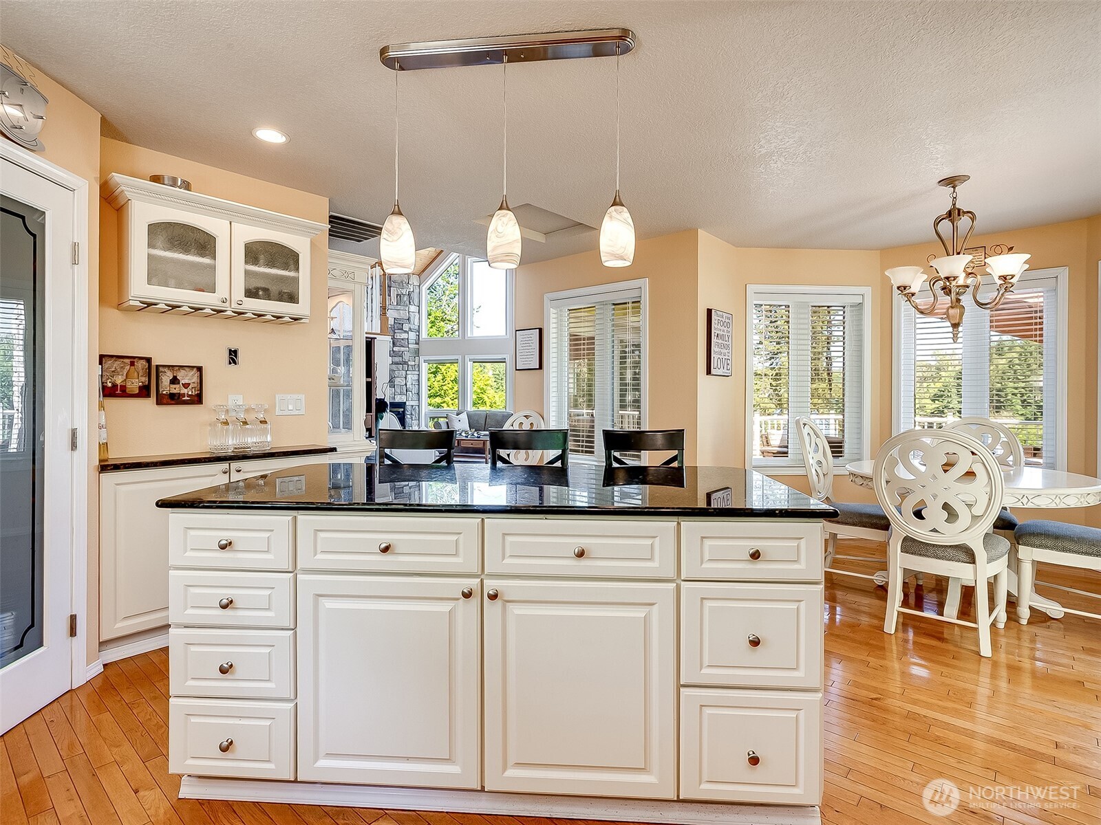 103 Lakeside Drive Property Photo 9