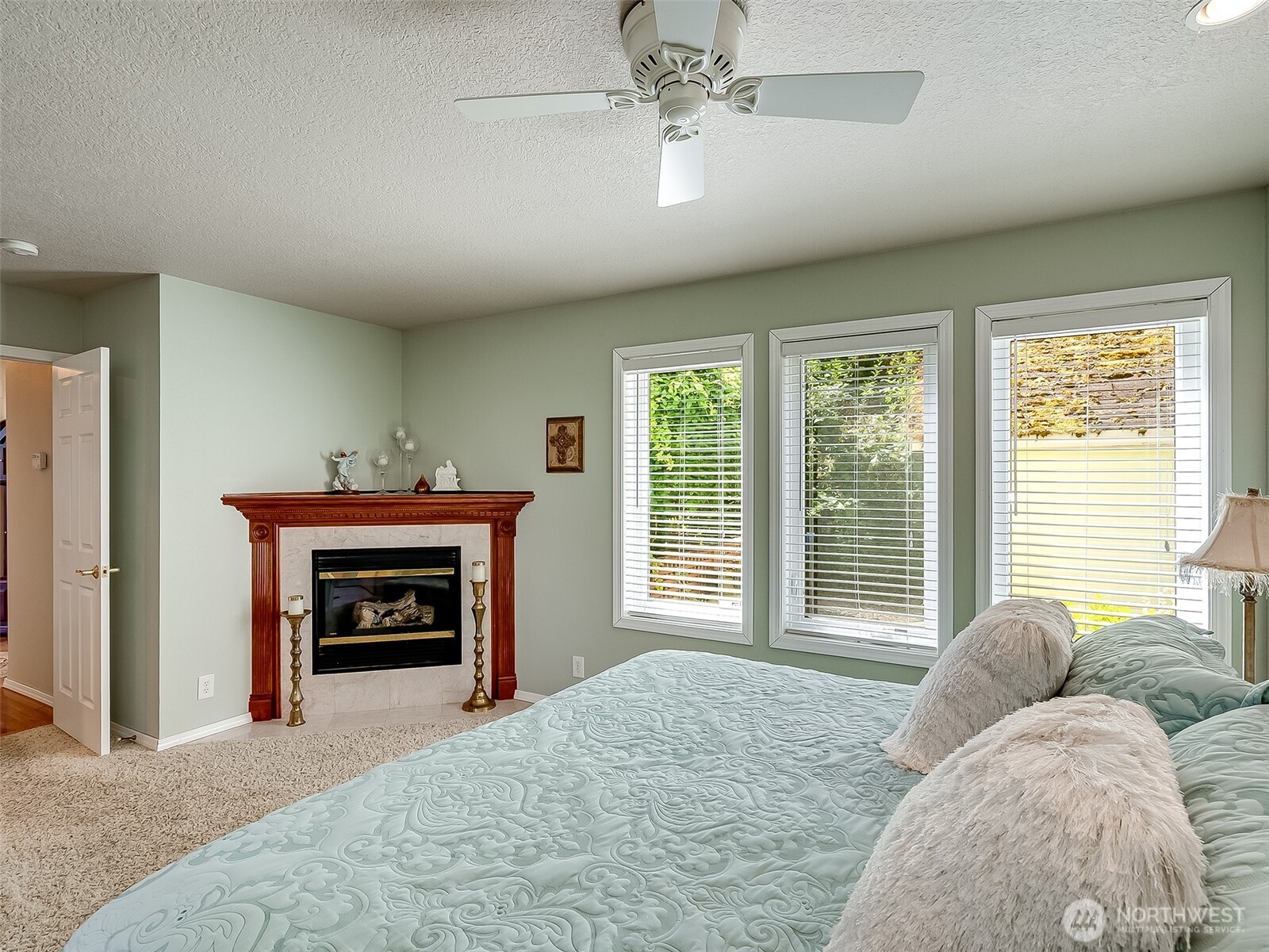 103 Lakeside Drive Property Photo 18