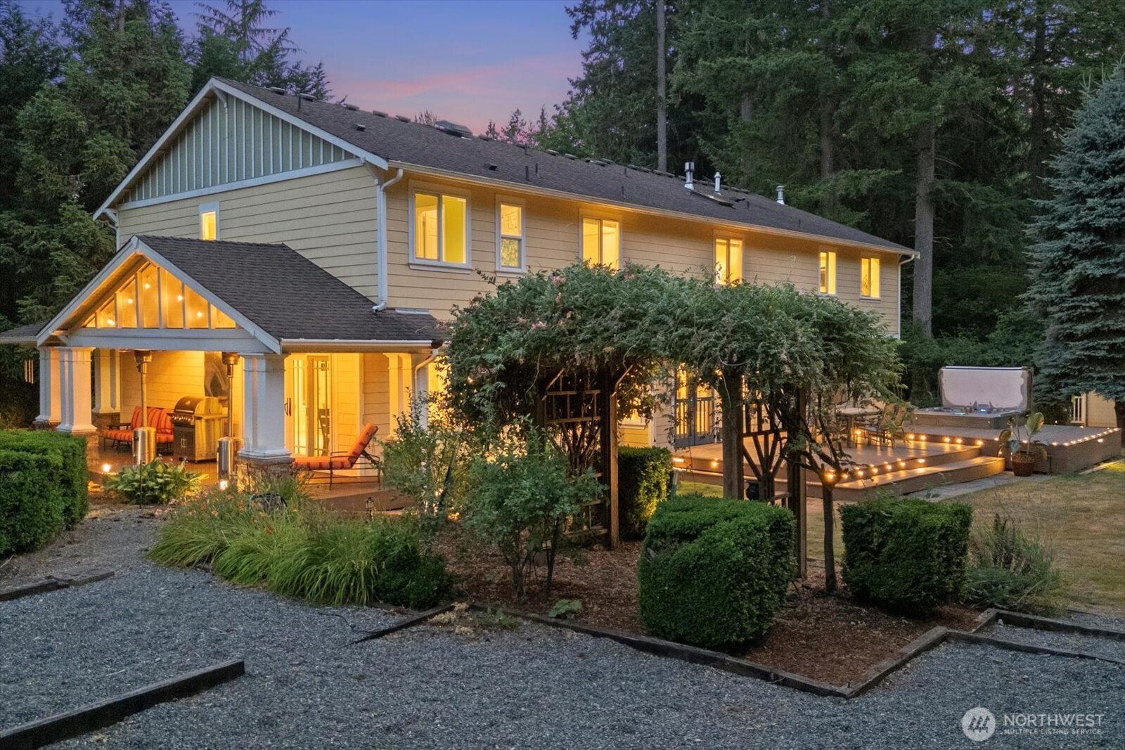 16218 Ne 195th Street Property Photo 4