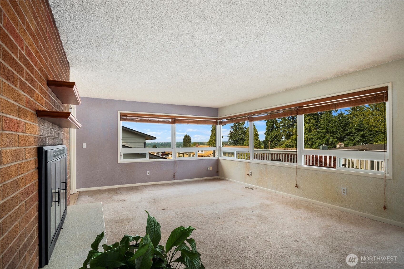 29929 4th Avenue Property Photo 7