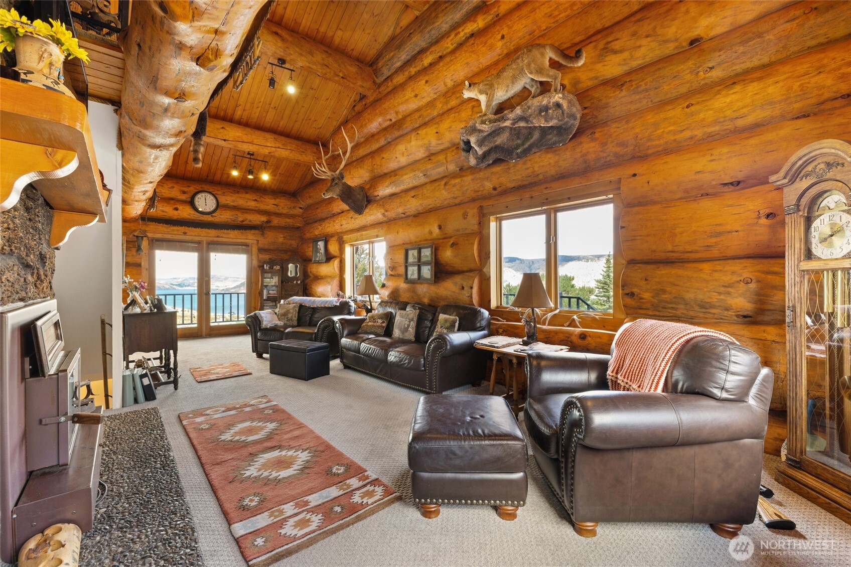 46575 Meadowlark Lane Property Photo 7