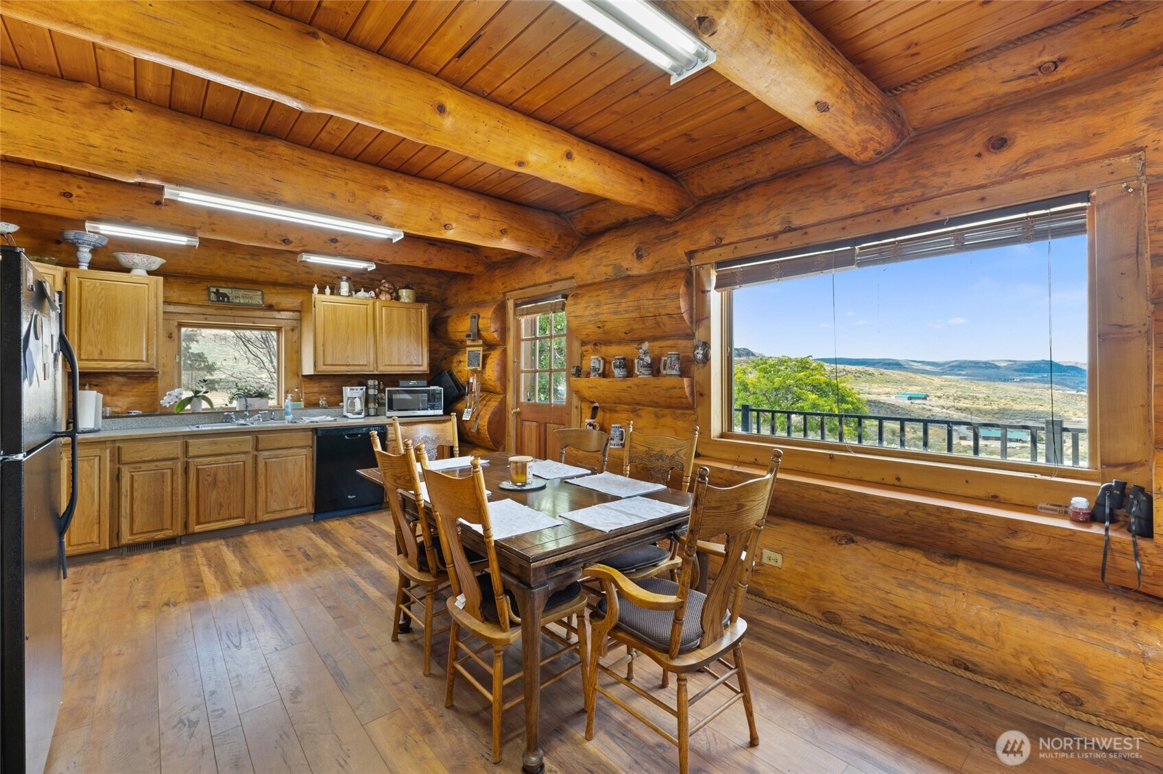 46575 Meadowlark Lane Property Photo 14