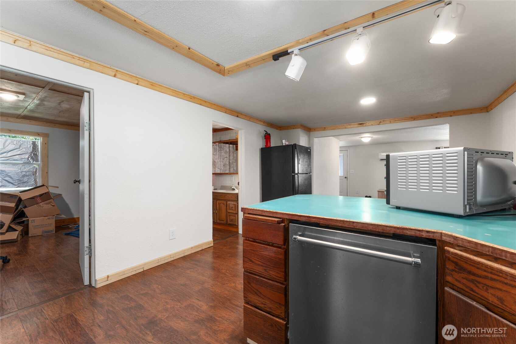 750 4th Street Property Photo 12