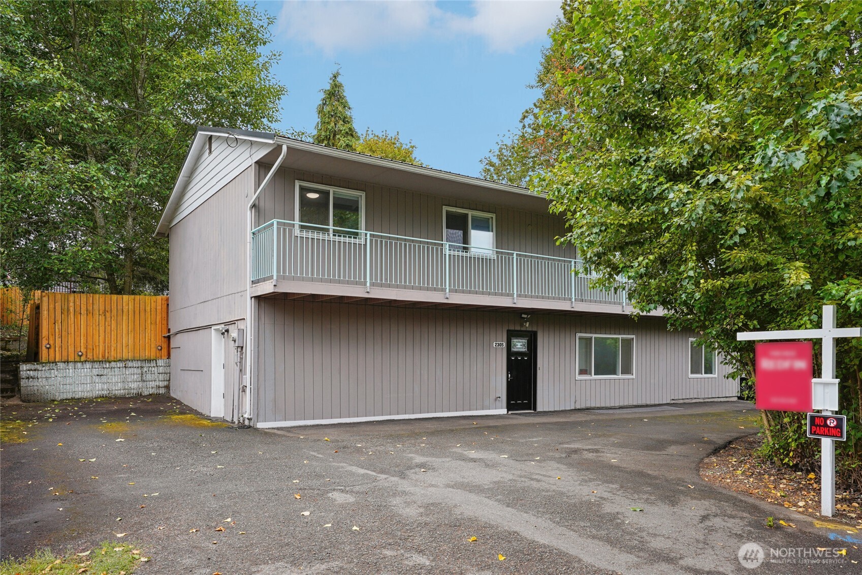 2305 S 116th Place Property Photo 1