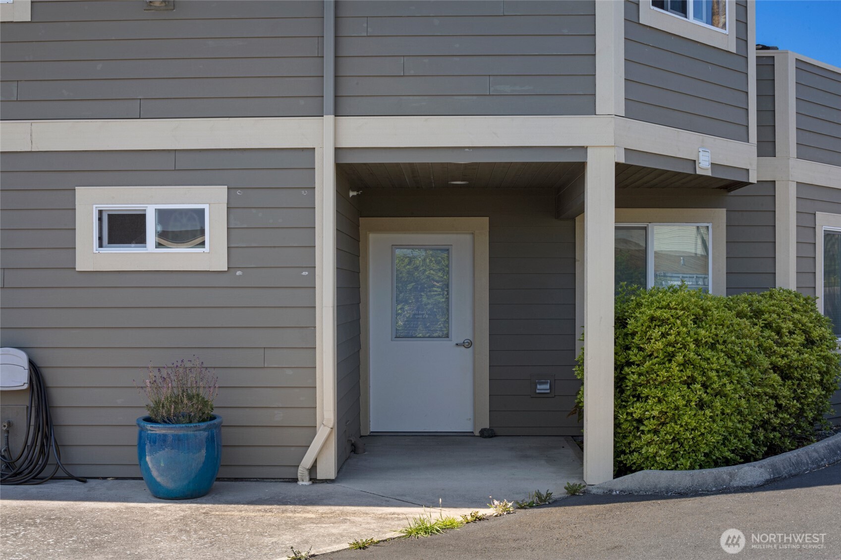 470 Reed Street 2 Property Photo 4