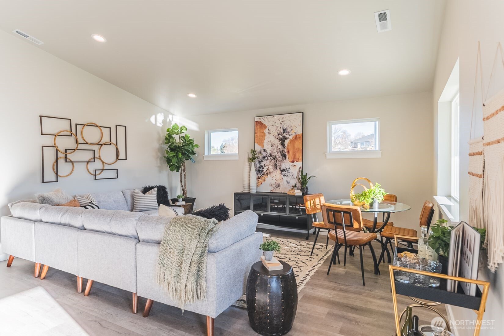 123 E 9th Avenue 62 Property Photo 22