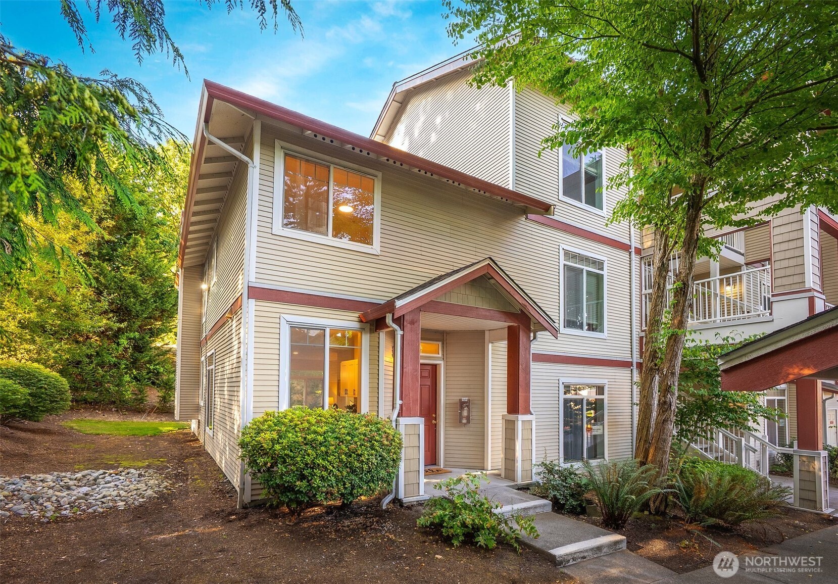 14816 29th Avenue B101 Property Photo 27