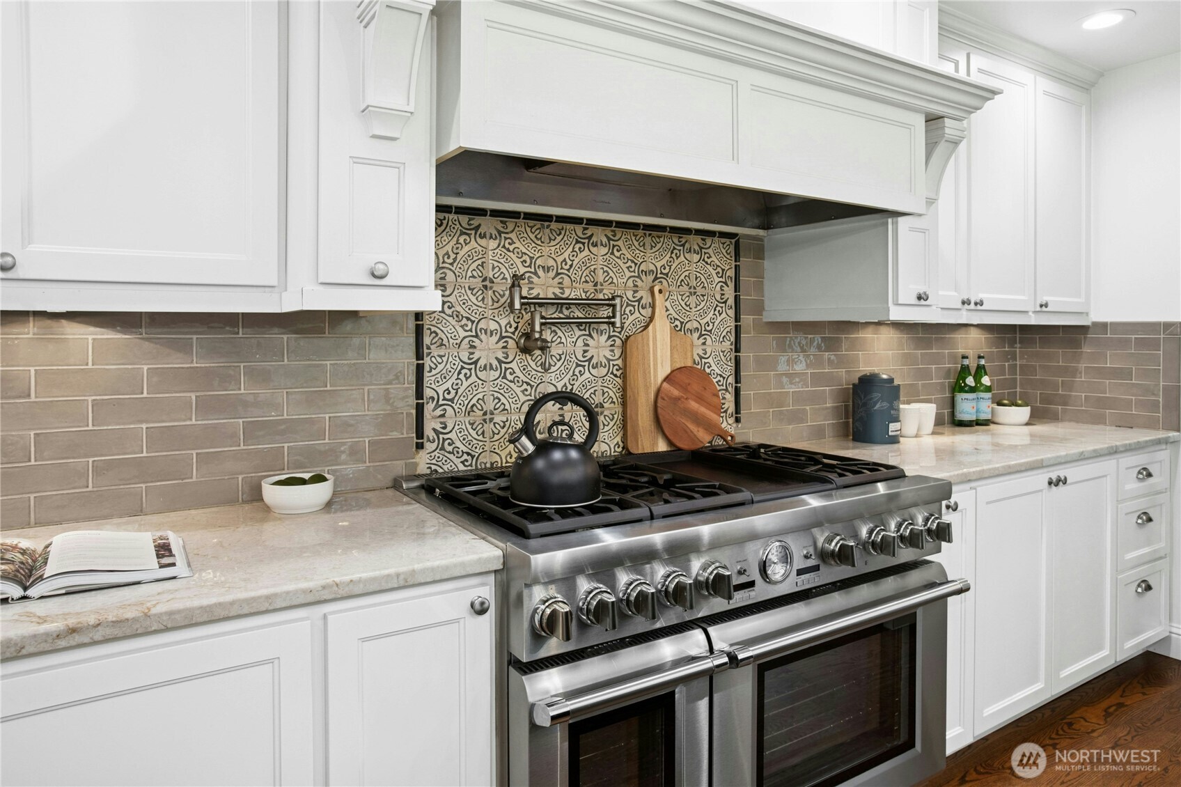 25432 Se 28th Street Property Photo 10