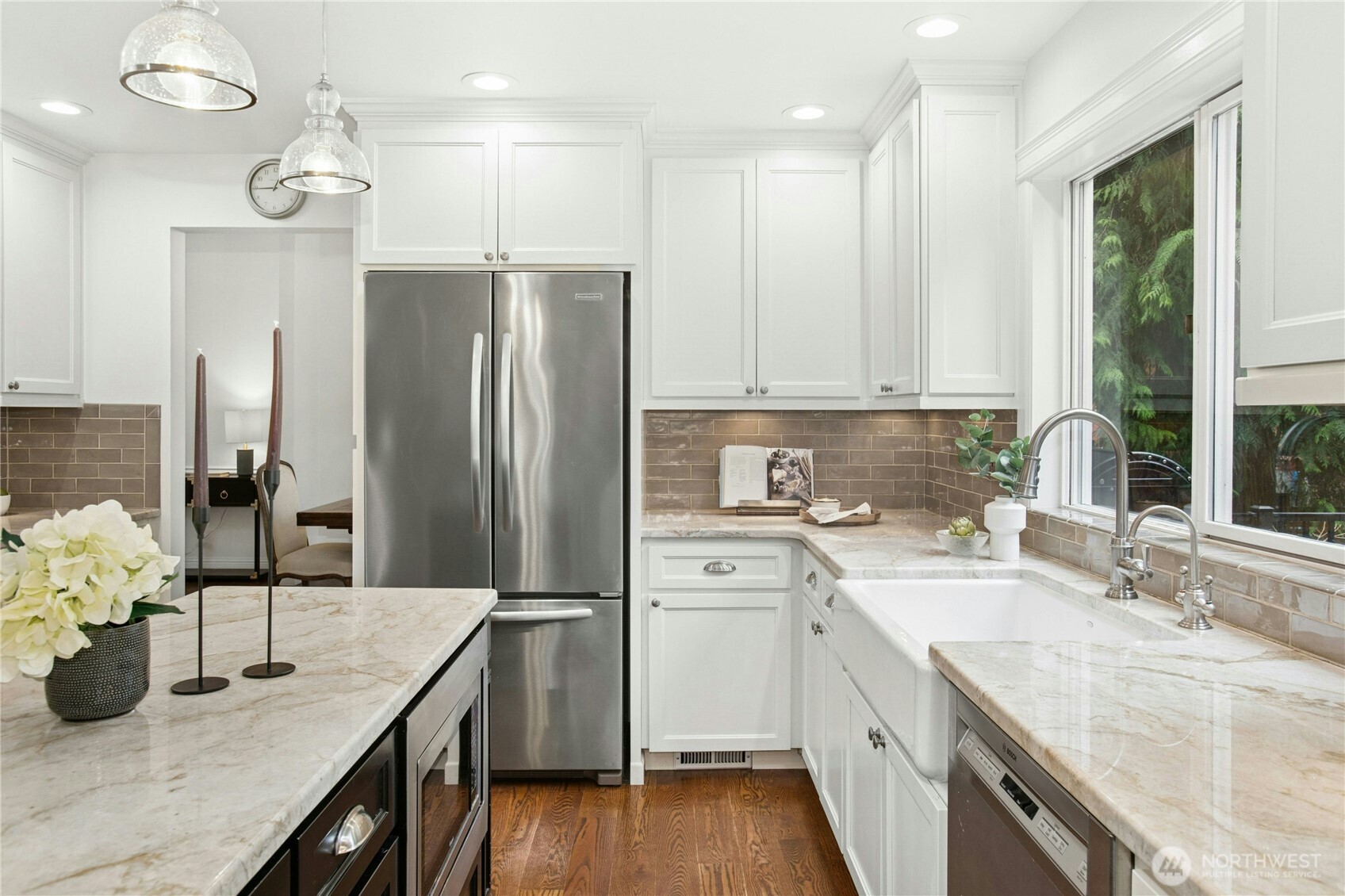 25432 Se 28th Street Property Photo 13