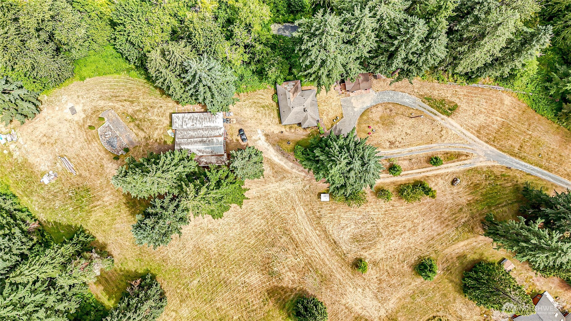 18612 51st Avenue Property Photo 3