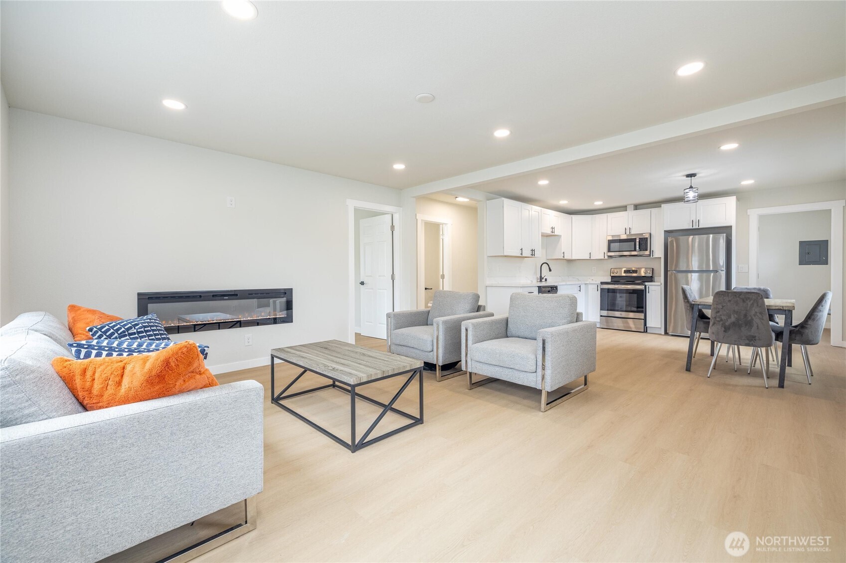 202 Reed St Property Photo 6