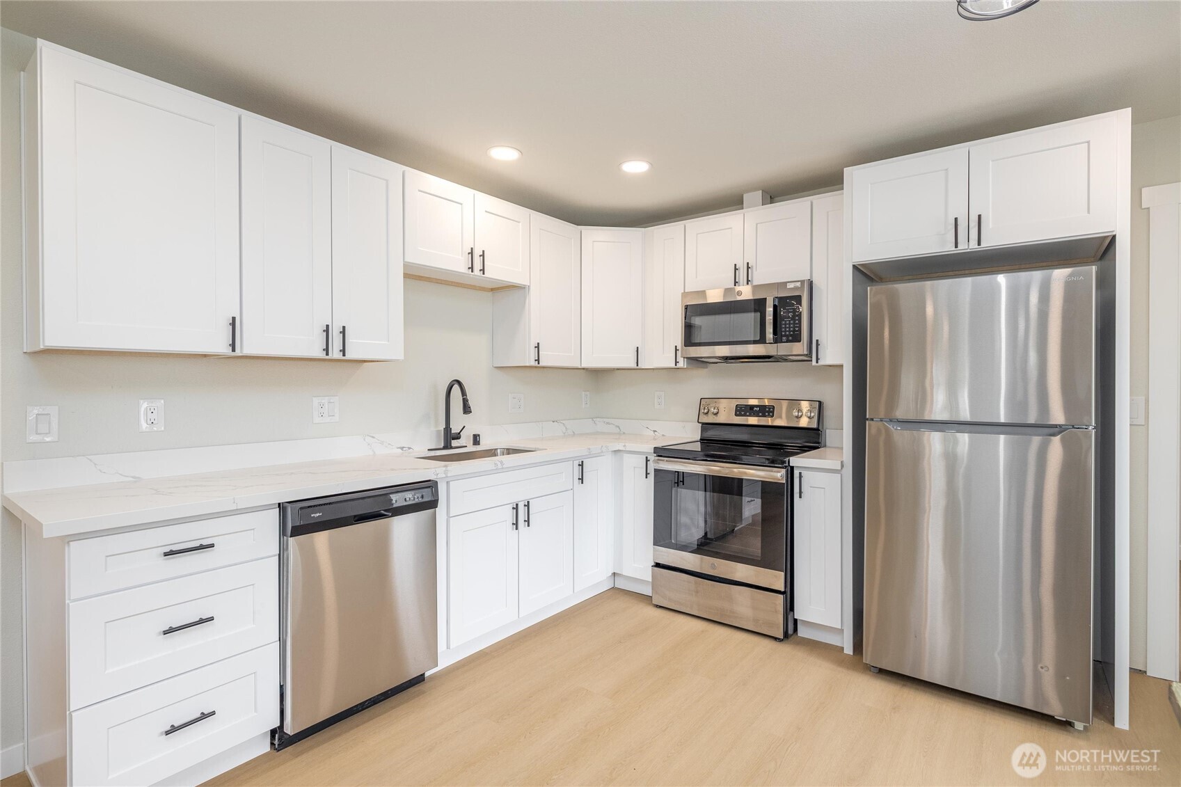 202 Reed St Property Photo 11