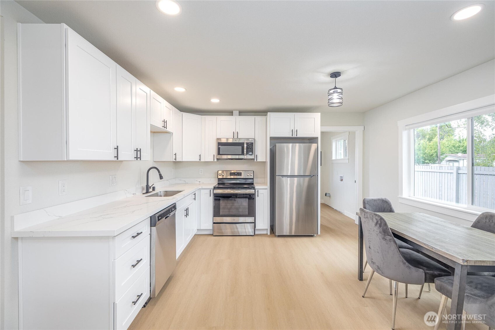 202 Reed St Property Photo 12