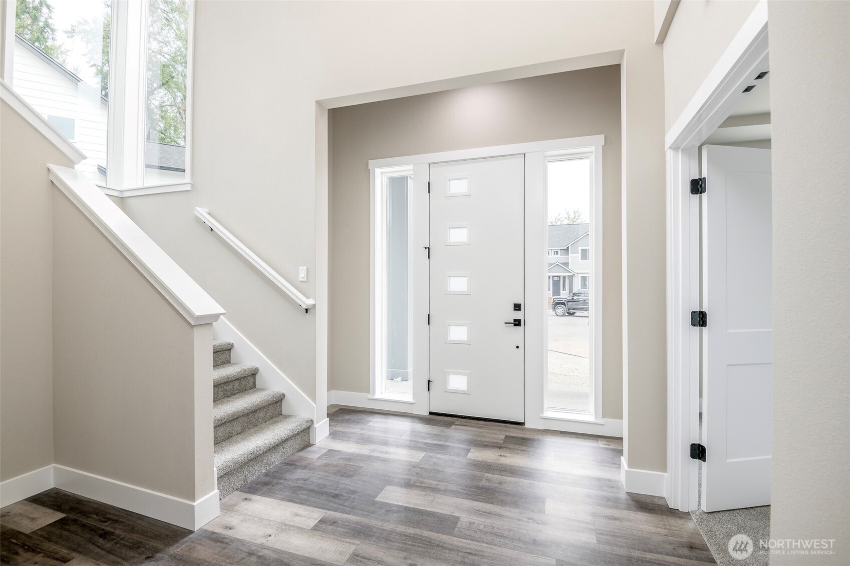 13030 51st Avenue Property Photo 3