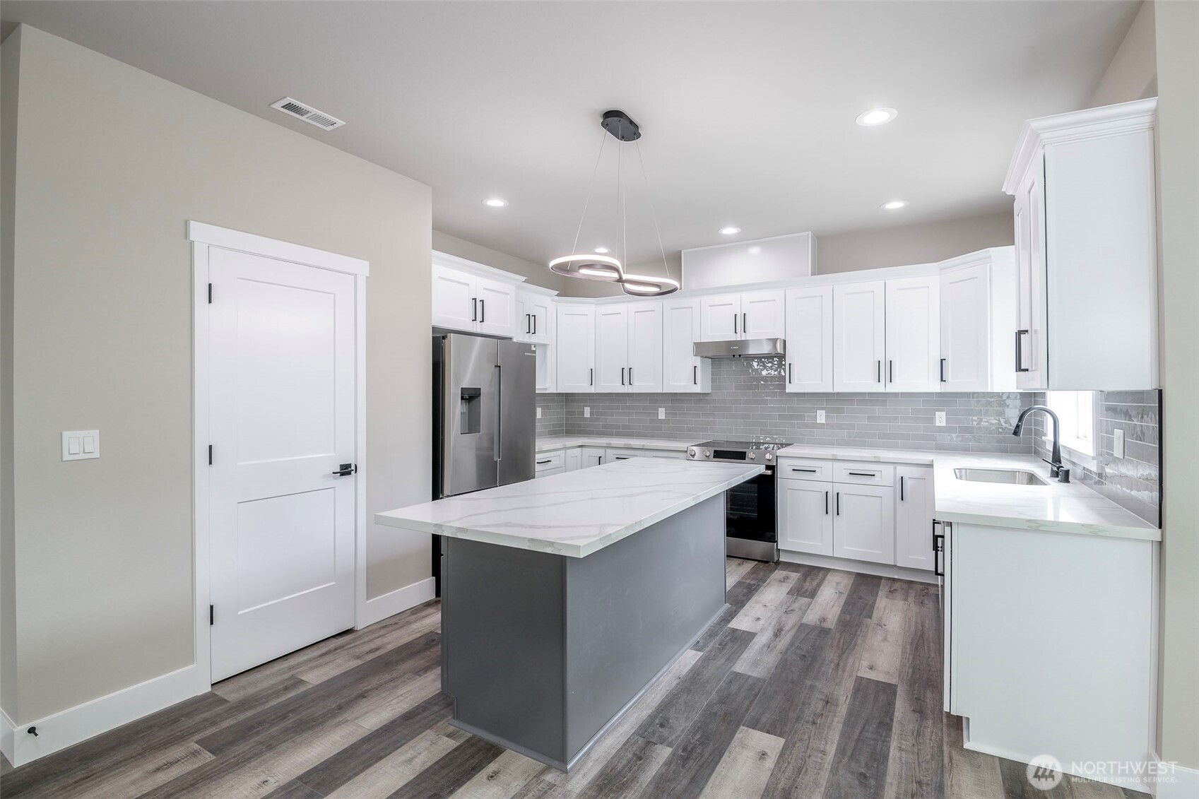 13030 51st Avenue Property Photo 7