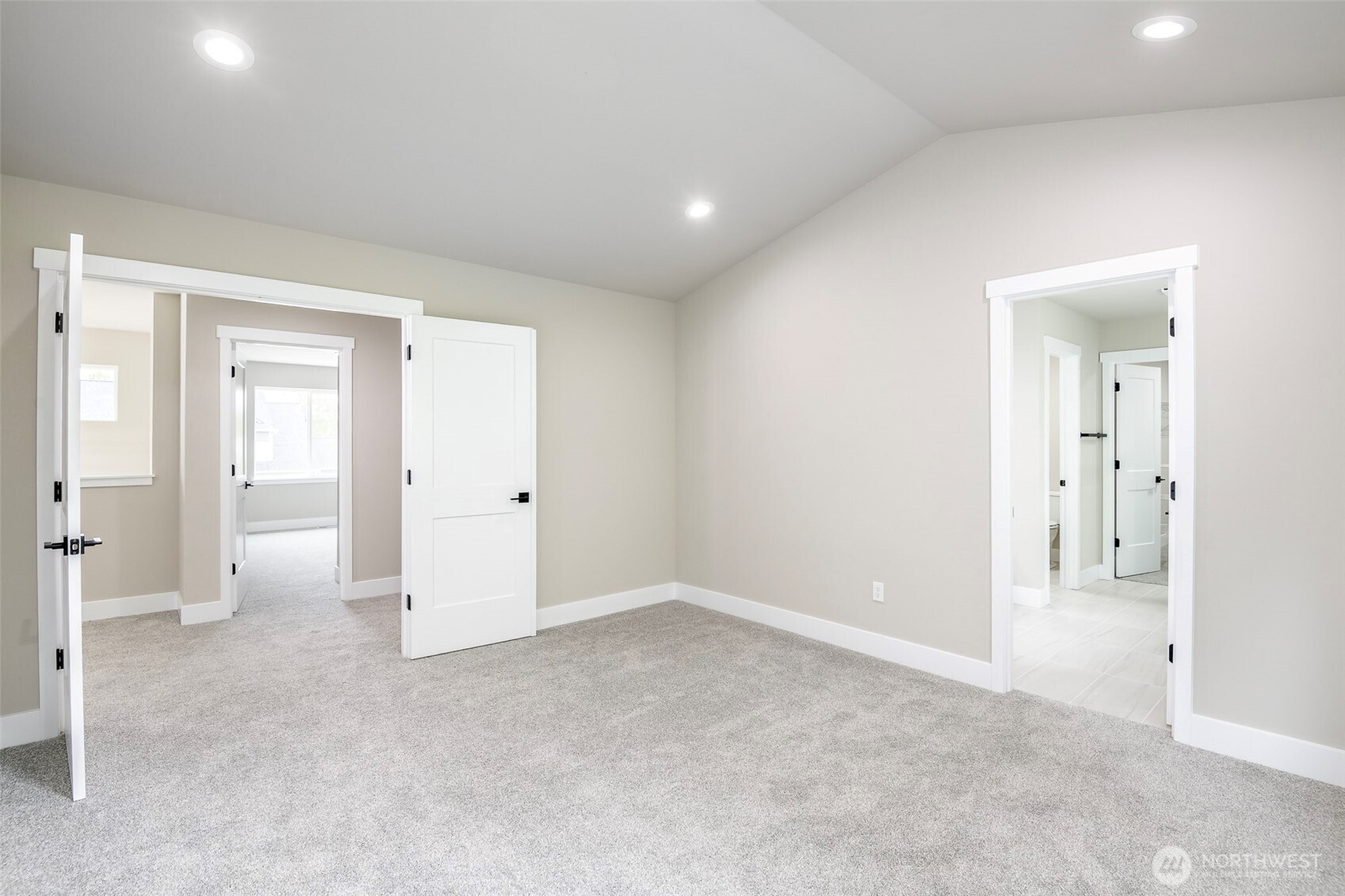 13030 51st Avenue Property Photo 13