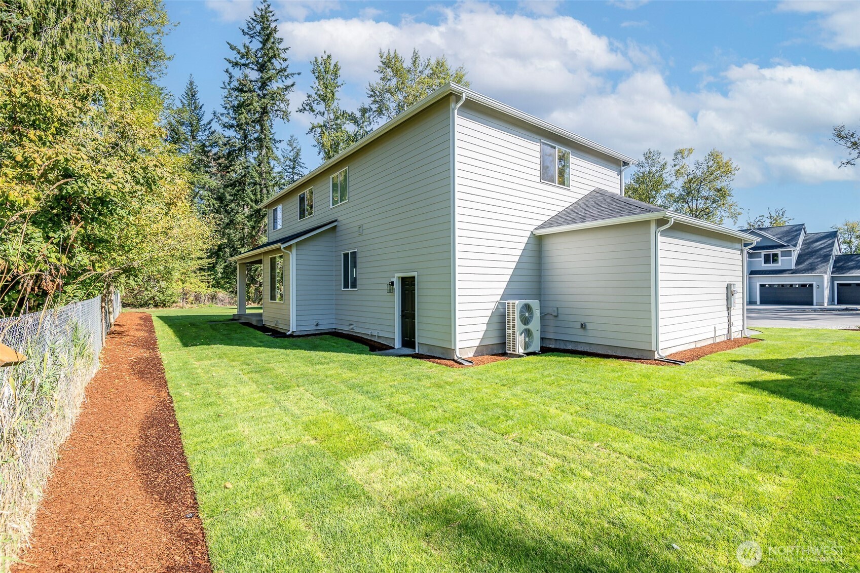 13030 51st Avenue Property Photo 23