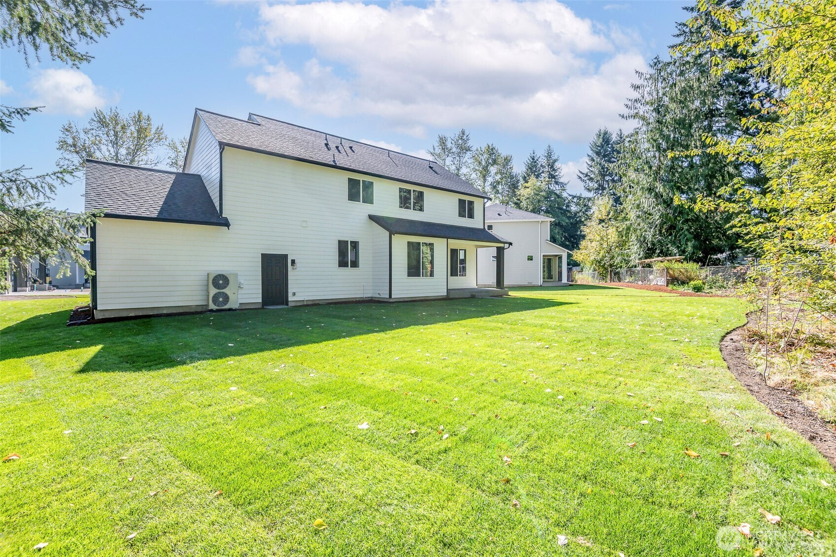 13022 51st Avenue Property Photo 27