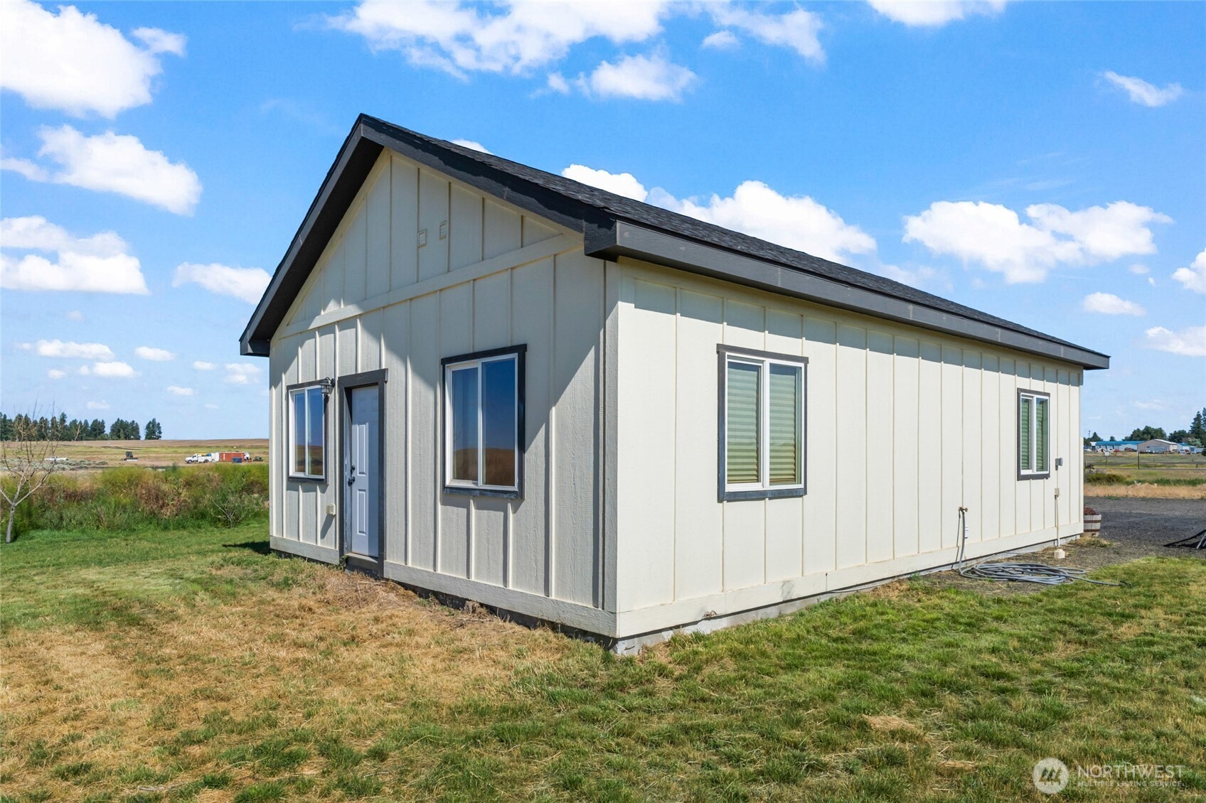 38220 Fitness Lane Property Photo 3