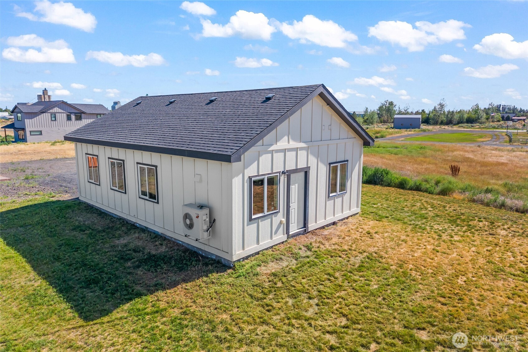 38220 Fitness Lane Property Photo 4