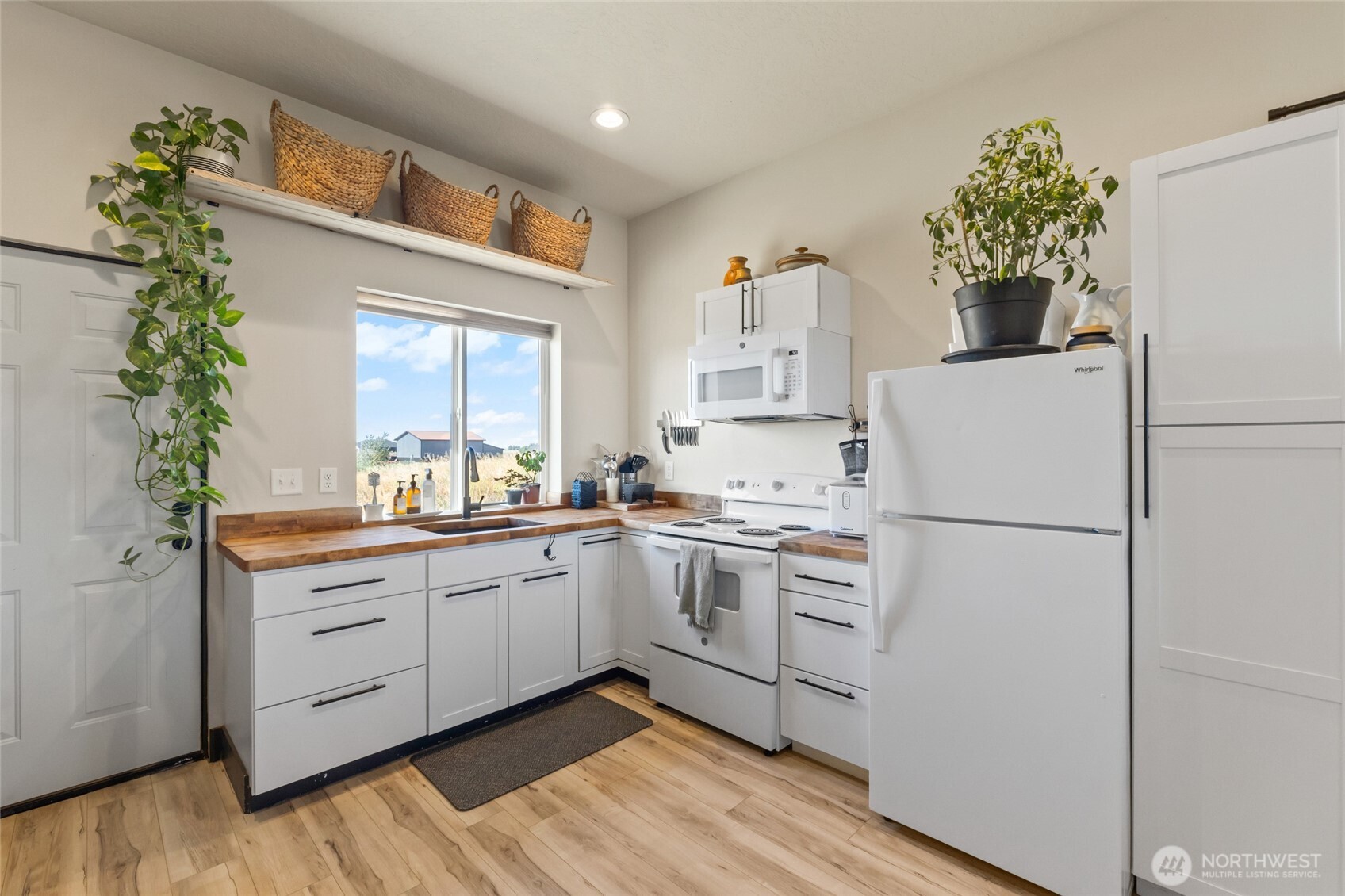 38220 Fitness Lane Property Photo 16