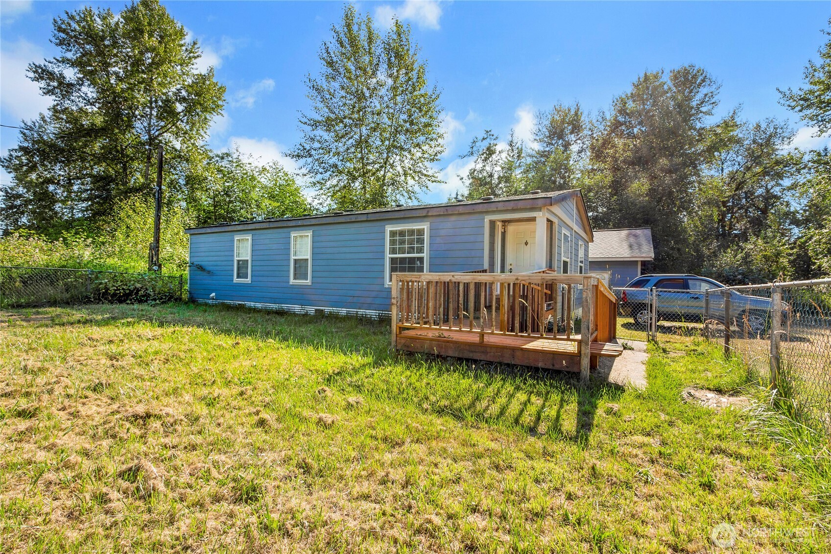 12422 26th Avenue Property Photo 4