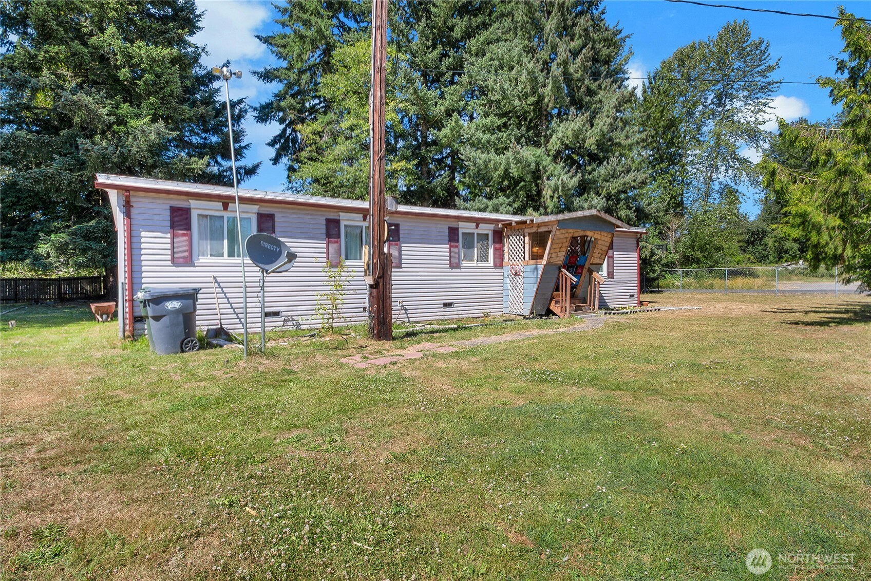12422 26th Avenue Property Photo 17