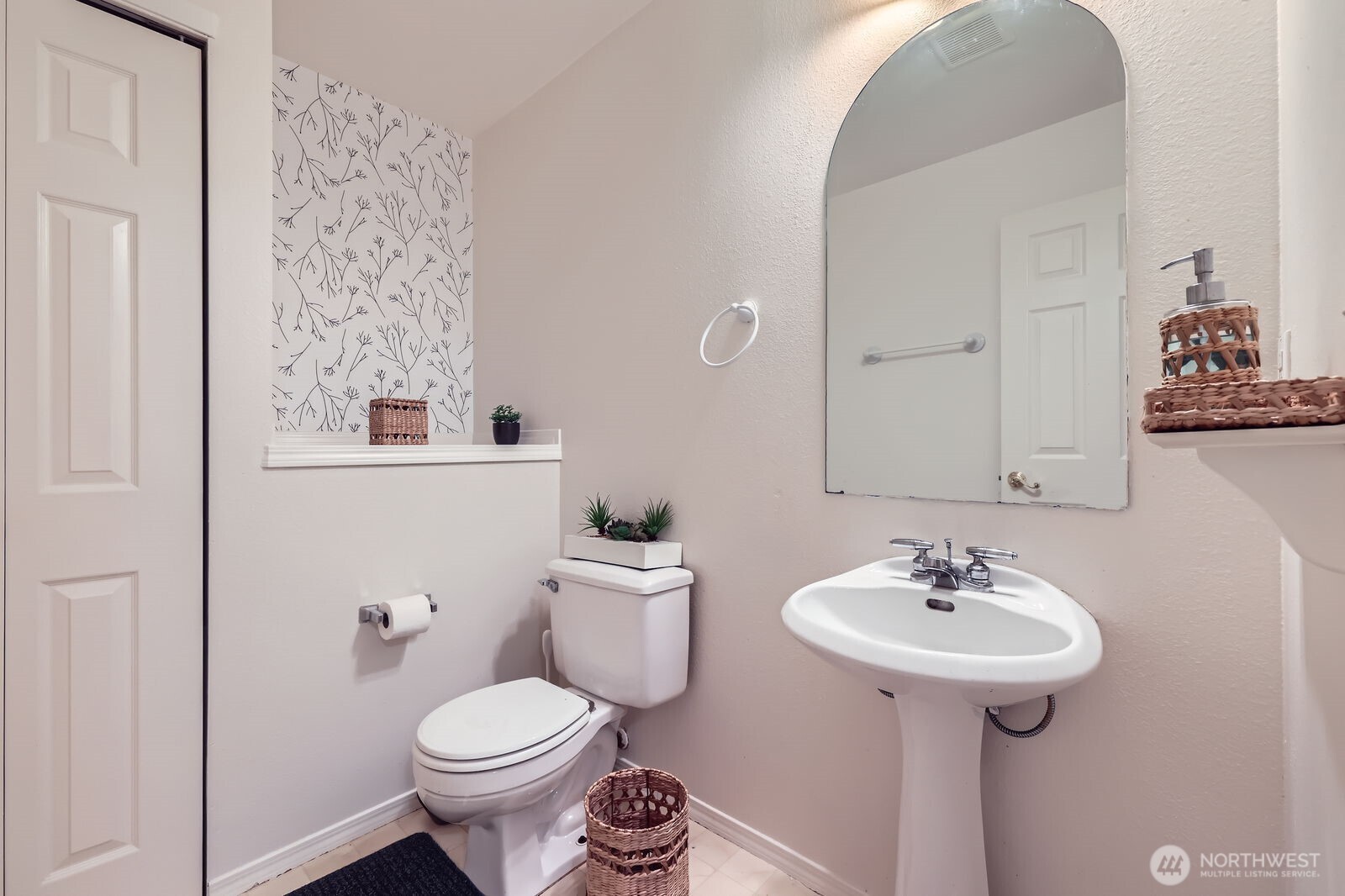 1131 115th Street J3 Property Photo 5