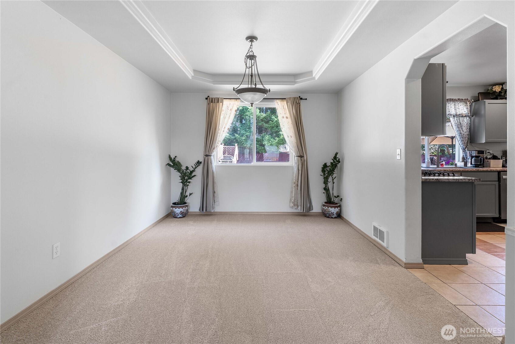 11925 Mayfair Avenue Property Photo 7