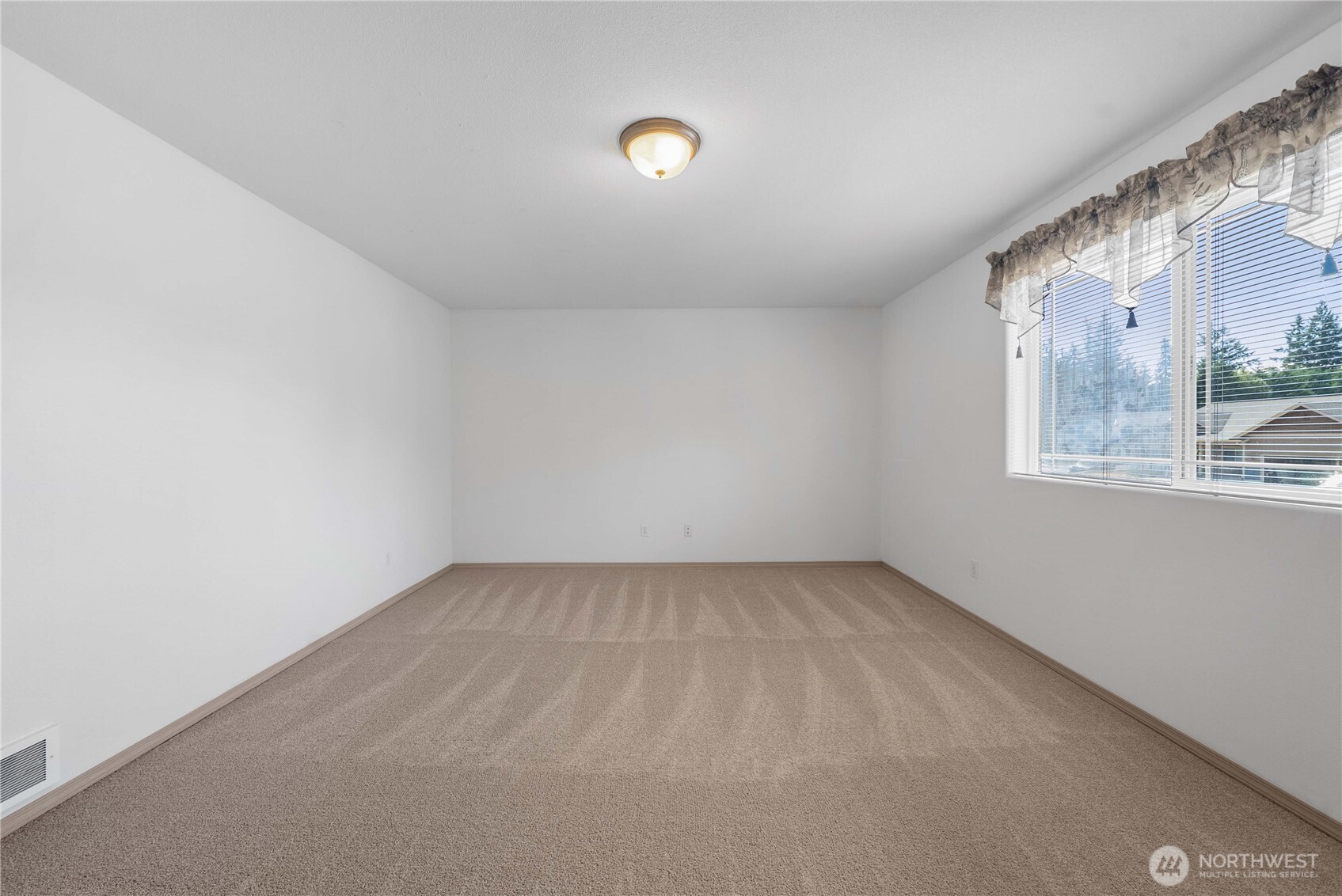 11925 Mayfair Avenue Property Photo 15