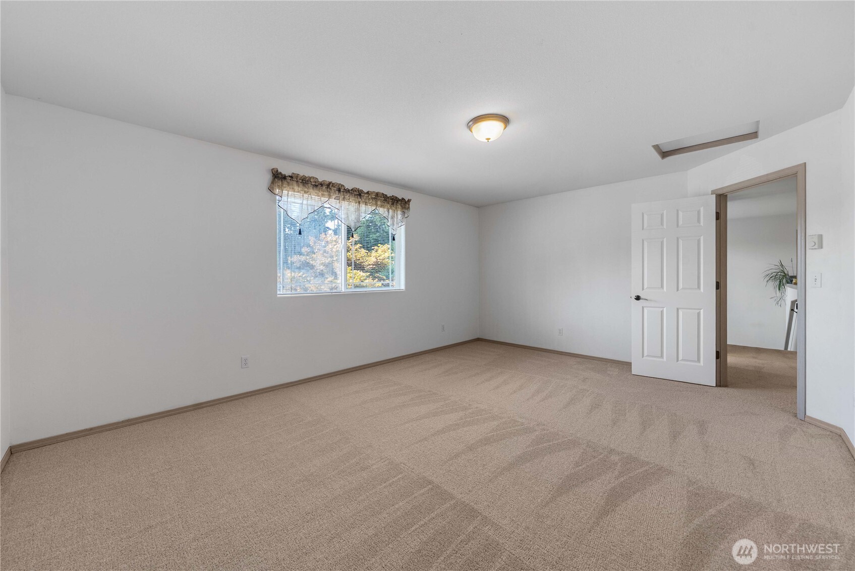 11925 Mayfair Avenue Property Photo 16